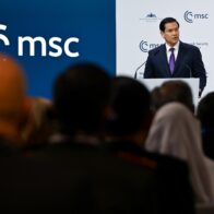 Rubio dice que "no es fácil" pactar con Irán porque está dirigido por clérigos "radicales"