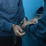 Extraditan desde España a un dominicano acusado de asesinato