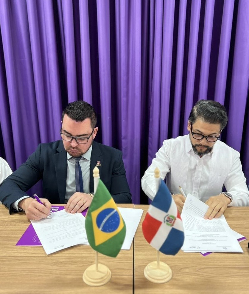 Embajada Dominicana en Brasil y FACOP renuevan acuerdo de cooperación académica