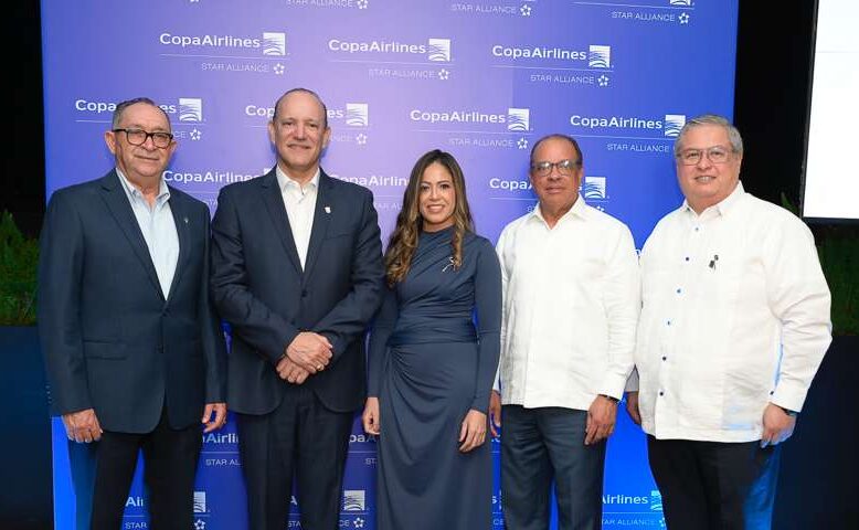 Copa Airlines celebra regreso de ruta Santiago de los Caballeros - Panamá con encuentro