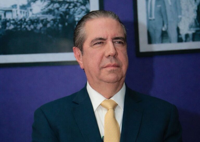 Francisco Javier García cuestiona que pacientes con cáncer no reciban medicamentos de Alto Costo