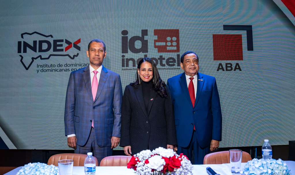 Indotel e INDEX refuerzan en Orlando campaña de alfabetización digital y envío seguro de remesas