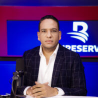Hansel García denuncia hombre abusa de adolescentes varones bajo protección política en Barahona