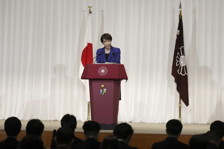 La primera ministra de Japón reafirma su expansión fiscal tras arrasar en las elecciones