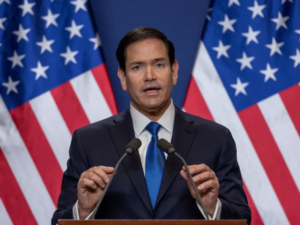 Marco Rubio notificó con antelación el ataque a Irán a algunos congresistas