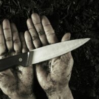Dos hombres mueren tras enfrentarse a cuchilladas en Santa Elena