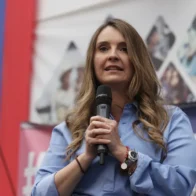 Capturan a una mujer armada en un acto de una candidata presidencial de la derecha de Colombia