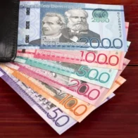 Pesos dominicanos.
