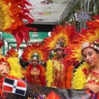 Bonao estalla de alegría con la primera salida del Carnaval 2026
