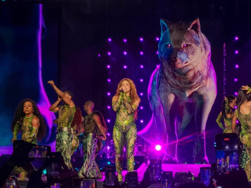 El Salvador prevé 55 millones de dólares en ingresos por turismo por residencia de Shakira