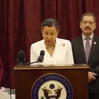Congresistas hispanos proponen una ley de 'Buen vecino' contra la Doctrina Monroe de Trump
