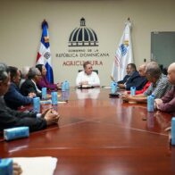 Más de 40 asociaciones comerciales niegan escasez de pollo y huevos y apoyan al Ministerio de Agricultura
