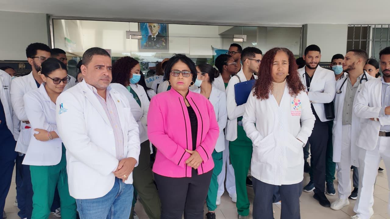 “El Gautier es una selva”: Médicos residentes reclaman mayor seguridad tras agresión y robo a doctora