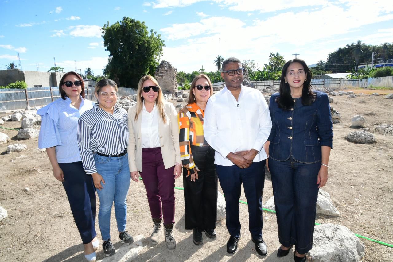 Expertos internacionales reactivan excavaciones en Azua para localizar los restos del cacique Enriquillo