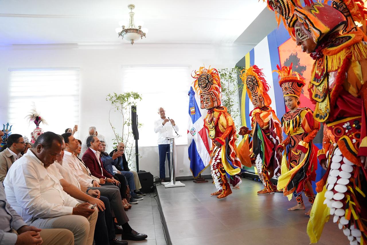 Anuncian Desfile Nacional de Carnaval 2026 dedicado a Puerto Plata