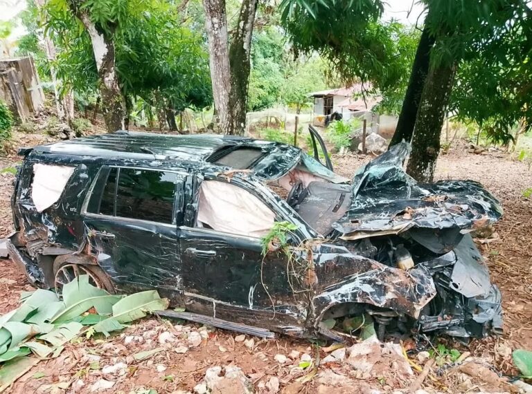 Periodista Delvis Santos resulta herido en accidente de tránsito en Samaná