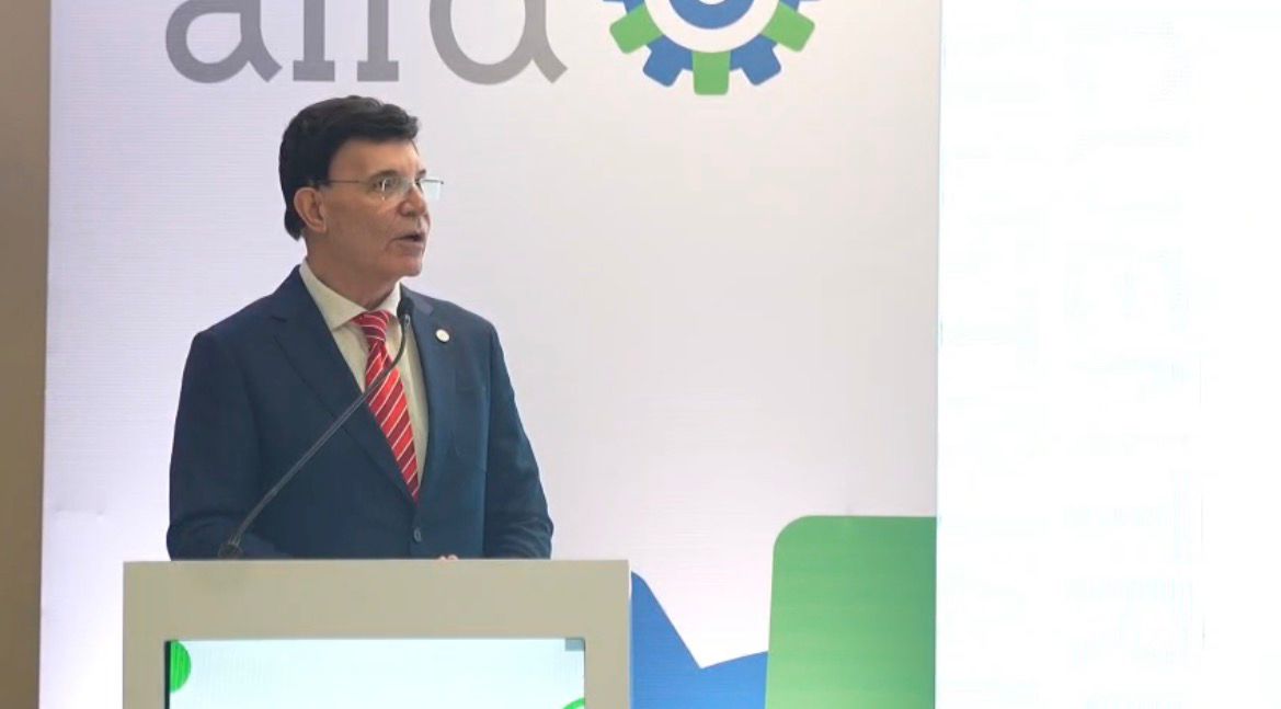 presidente de la Asociación de Industrias de la República Dominicana (AIRD), Julio Virgilio Brache,