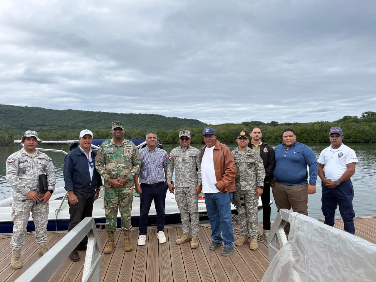 Autoridades evalúan embarcaciones y estatus migratorio en la Bahía de Luperón