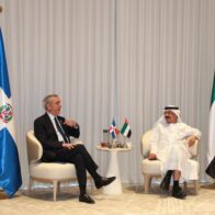 Abinader se reúne con líder global de DP World para consolidar a RD como centro logístico y de inversión regional