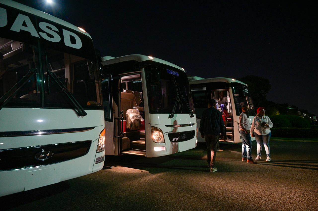 UASD refuerza su sistema de transporte y seguridad interna con nuevos vehículos