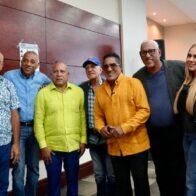 Kinito Méndez es electo nuevo presidente de SGACEDOM