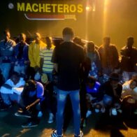 Presenta ante el MP conductor detenido con 20 haitianos indocumentados en Valverde