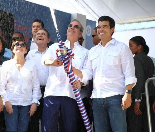 Presidente Abinader inaugurará centros educativos, un puente y ampliación de acueducto en Azua