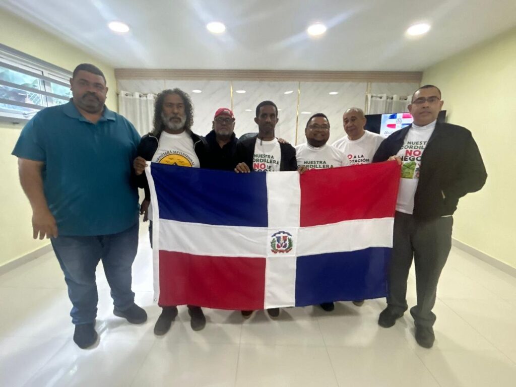 Movimiento “Unidos Somos Más” convoca en Puerto Plata caravana vehicular contra la minería en la Cordillera Septentrional