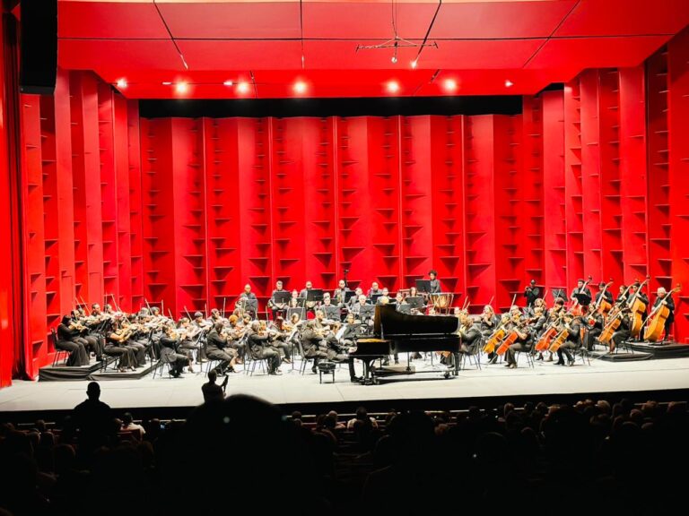 Beethoven y la solidaridad de Promapec conquistan el Teatro Nacional