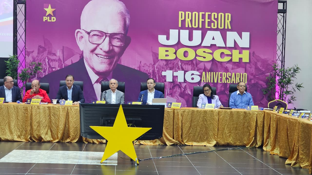 Comité Político PLD se reúnen hoy para conocer protocolo para escoger precandidatos presidenciales