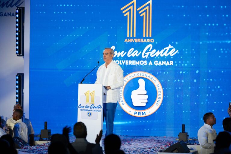 Abinader asegura que en su gestión no hay espacio para proyectos personales ni impunidad