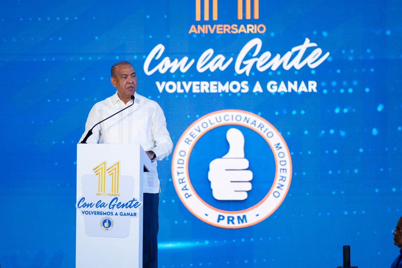 Deligne Ascención advierte que las divisiones internas pondrían en riesgo al PRM