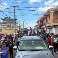 Cientos de personas apoyan marcha contra migración haitiana irregular en Los Mina
