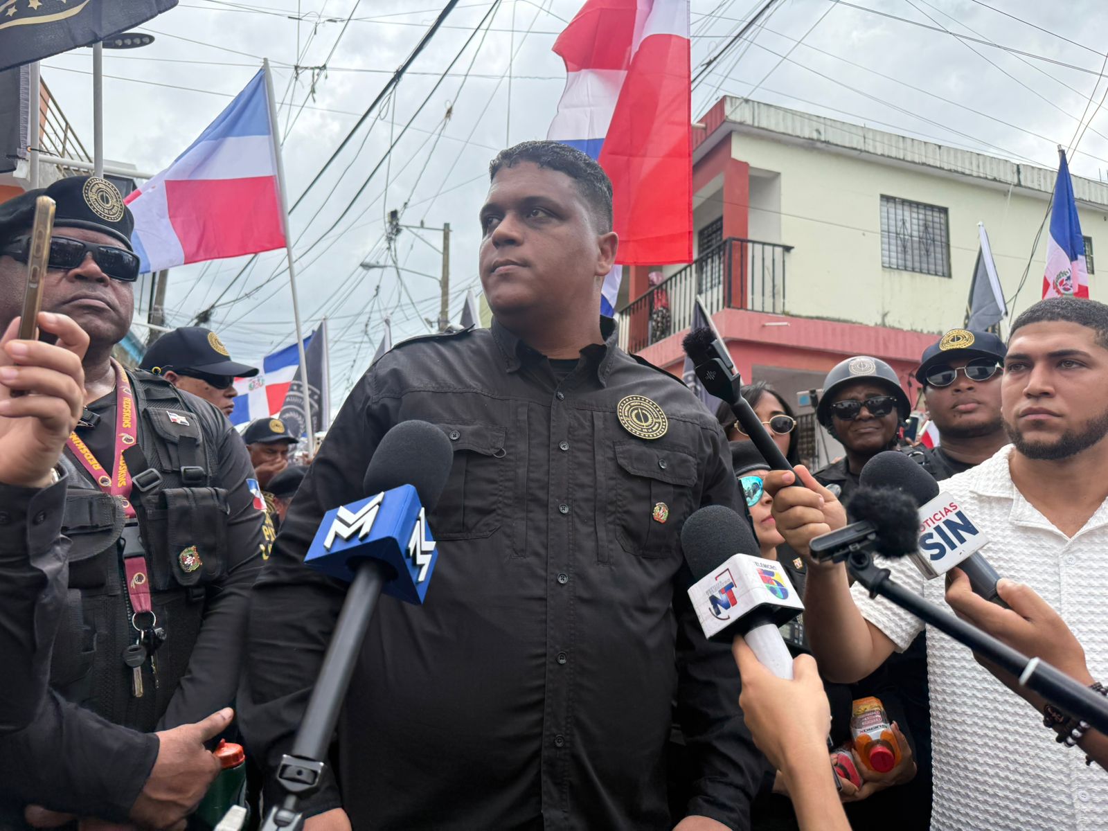 Antigua Orden da ultimátum de 10 días para que haitianos irregulares salgan de Los Mina