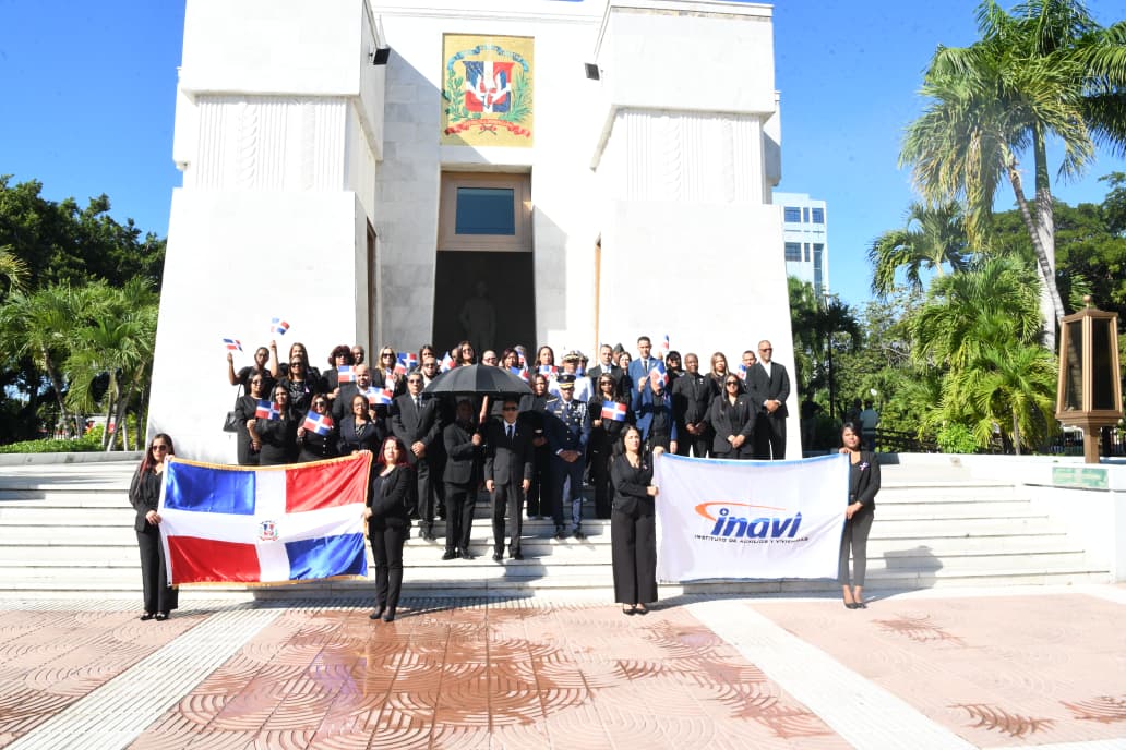 INAVI rinde homenaje a los Padres de la Patria y destaca avances en su primer año de gestión