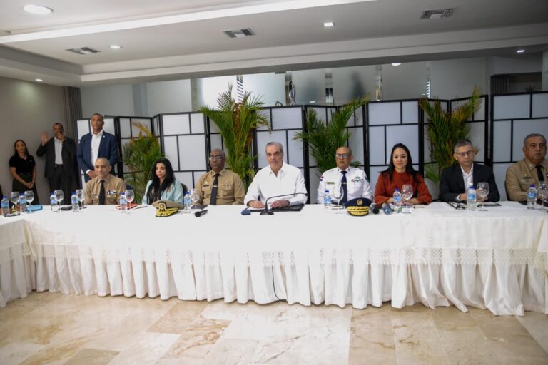 Abinader encabeza reunión de seguimiento del Plan de Seguridad Ciudadana