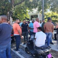 Choferes desplazados por el corredor de la Independencia reclaman prestaciones y pensiones tras décadas de servicio