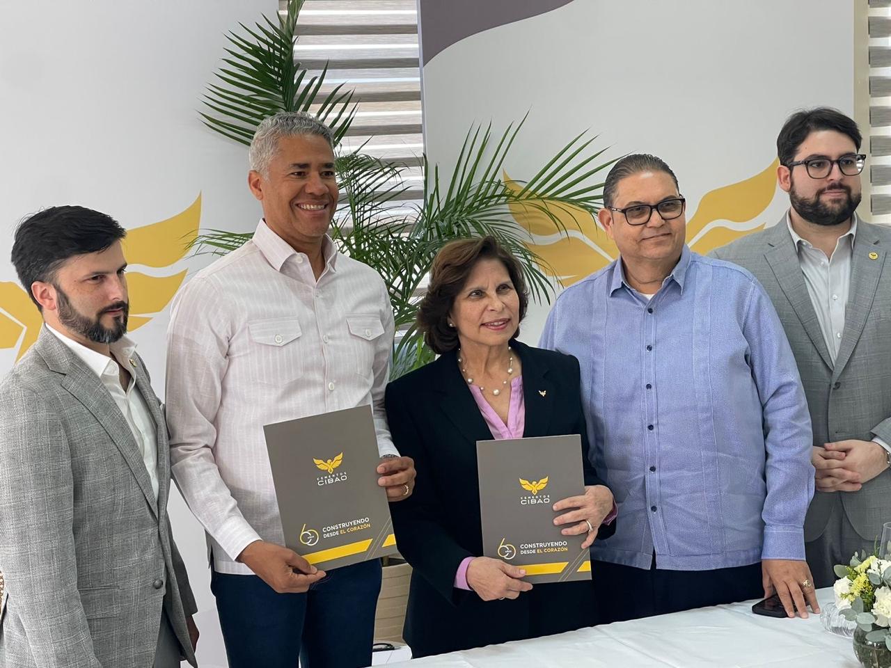 Cementos Cibao dona terreno a Coraasan para obra que garantizará agua a miles en Puñal , Santiago