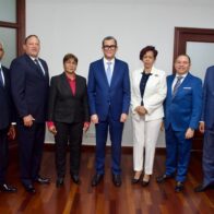 Ministro de Trabajo juramenta nuevos viceministros y destaca avances históricos