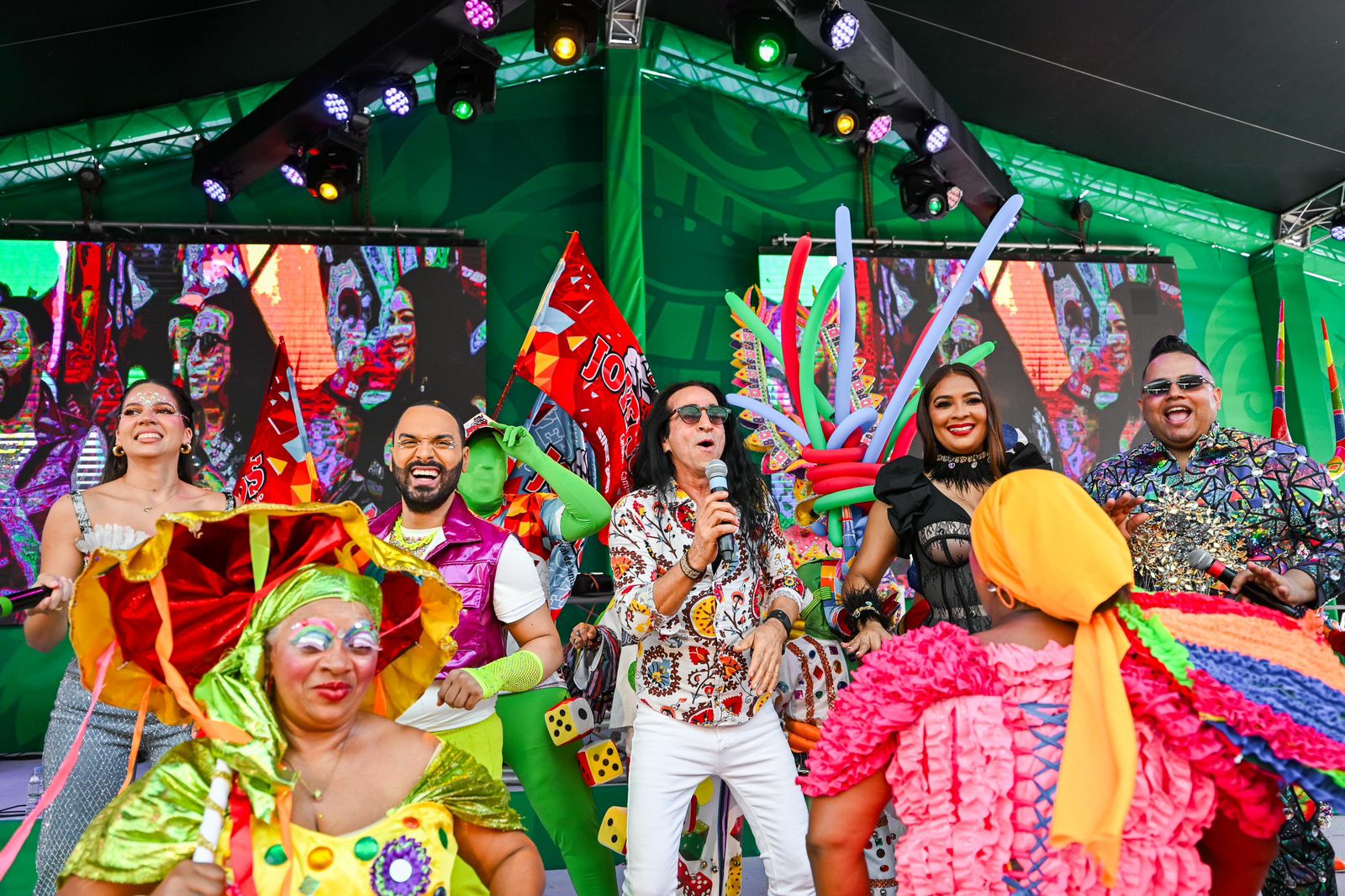 Roldán asegura Carnaval de Santiago innova con la musicalización del Carnaval