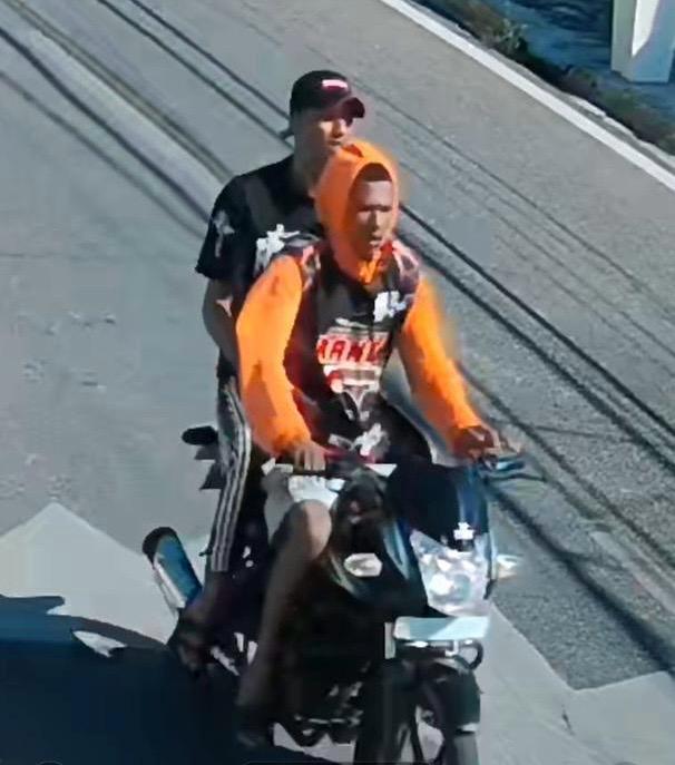 Asalto violento a plena luz del día contra una mujer en Santiago