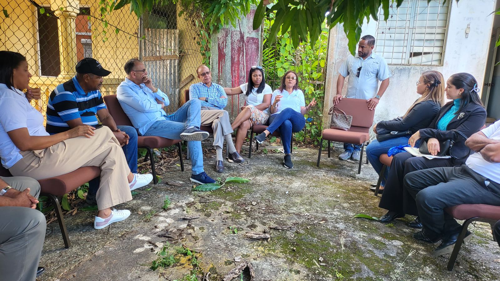 Autoridades socializan avances del Centro de Diagnóstico en Las Galeras
