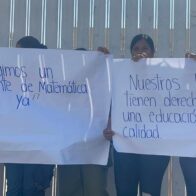 Padres y maestros advierten que cerrarán escuela por falta de profesor de Matemáticas en Santiago