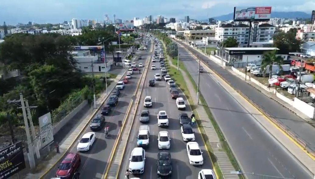 Alcaldía de Santiago anuncia cambio vial temporal en la marginal sur de la autopista Duarte