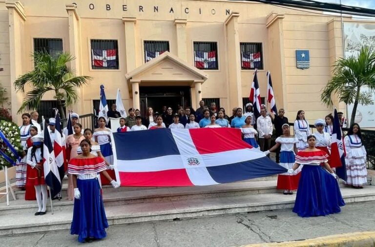 Gobernación de Azua conmemora el 210 aniversario del natalicio de Ramón Matías Mella