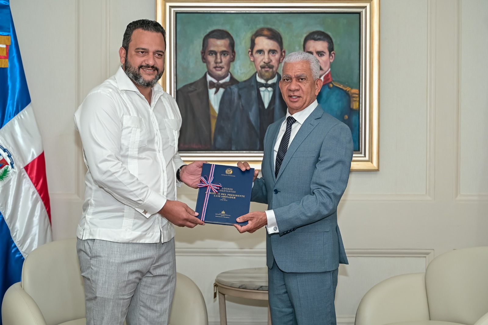 Senado recibe del Poder Ejecutivo memorias de los ministerios correspondientes al 2025