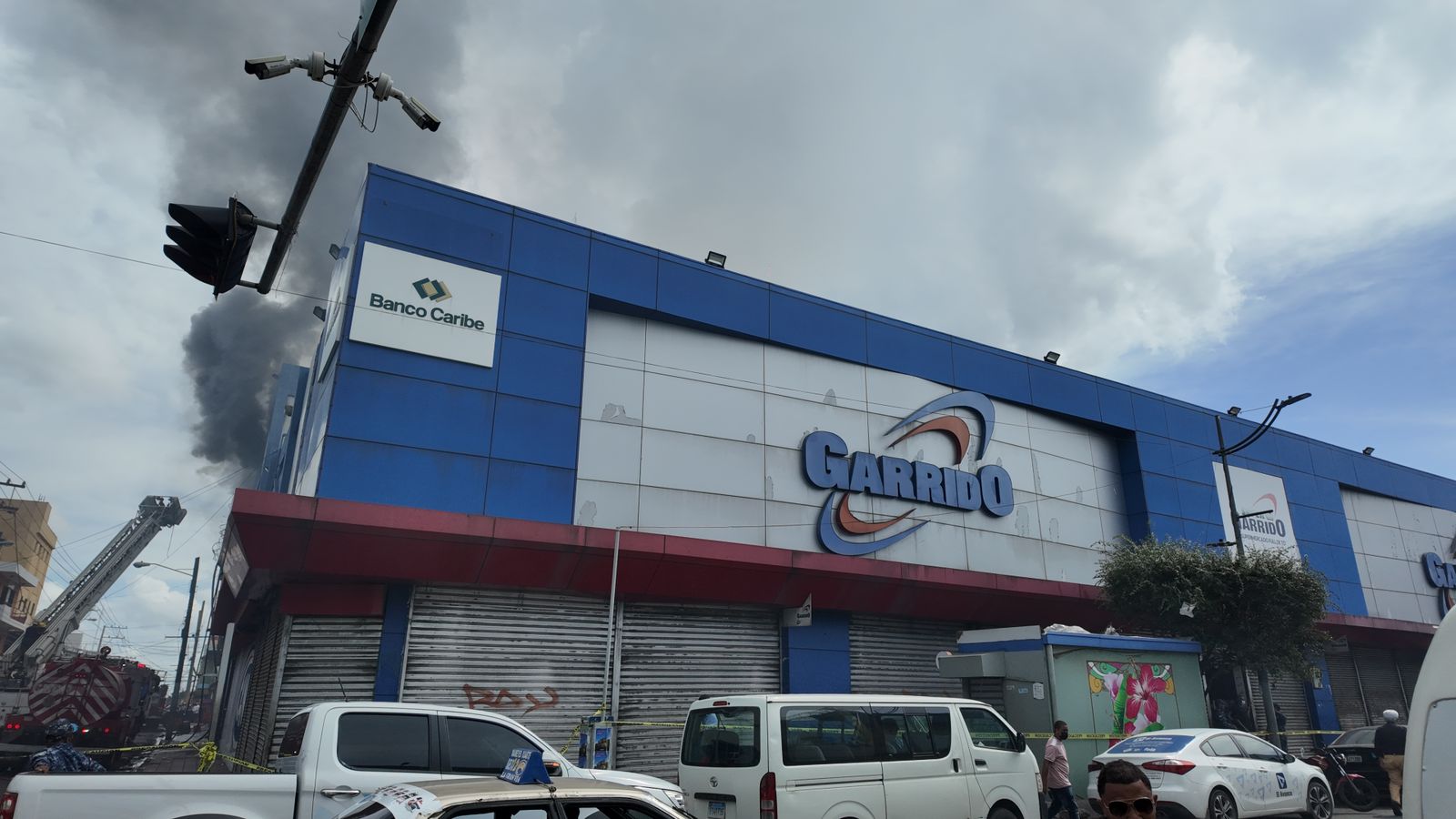 Tiendas Garrido afirma que la seguridad de sus empleados es prioridad tras incendio en almacén