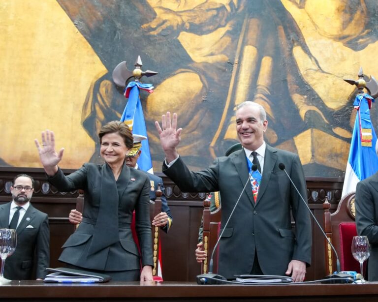 Presidente y Vicepresidenta.