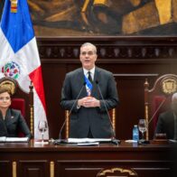 Presidente reafirma educación como eje del desarrollo y anuncia reforma para transformar el sistema educativo