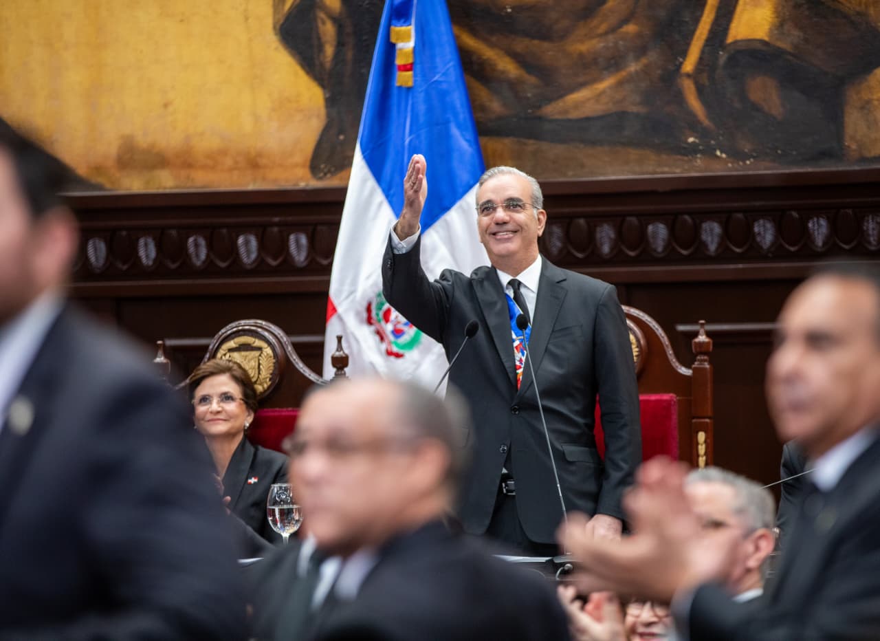 Gobierno fortalece modernización del Estado con servicios digitales, evaluación por resultados y transformación de la TV pública
